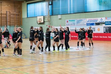 Bild 55 - wBJ SV Henstedt Ulzburg - HSG Holstein Kiel/Kronshagen : Ergebnis: 30:28